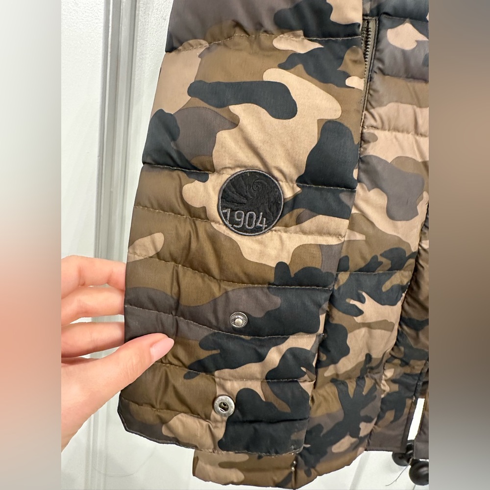 Down-Filled Camouflage Coat - XS - Picture 8 of 12